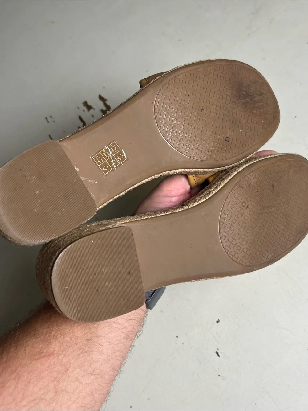 TORY BURCH- Fleming Espadrille Tan Size 11